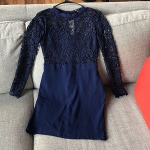 Mini slim fit, long sleeved dress.